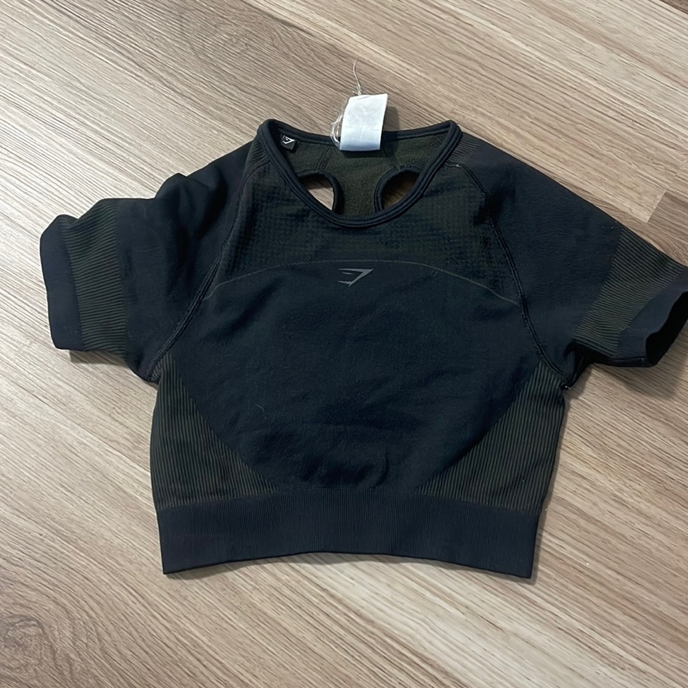 Gymshark crop top